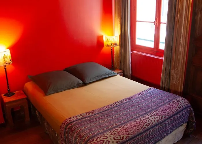 Le Marais Chic Ac